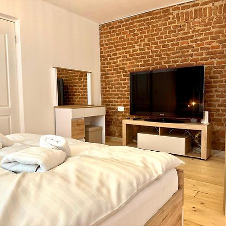 Apartamento 4FriendscentruBraşov Exterior foto